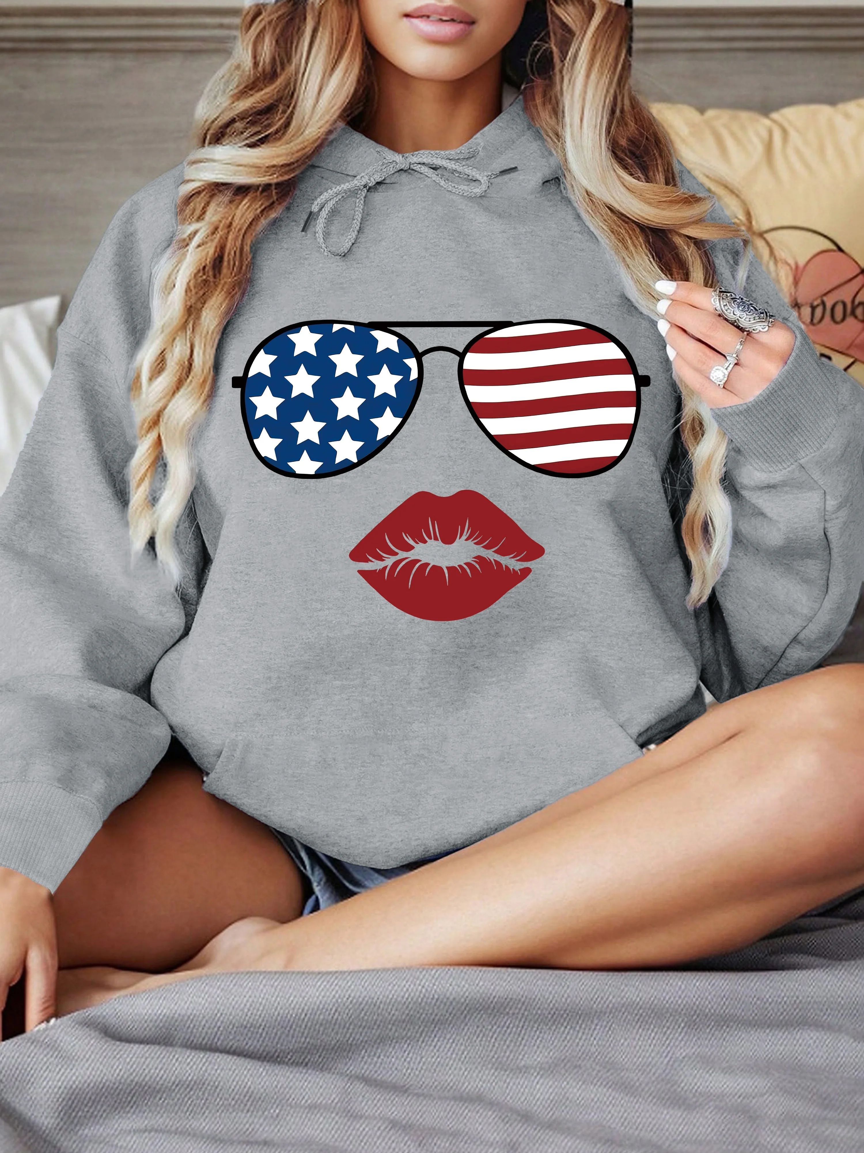 

Glasses Lips Graphic Printing Autumn and Winter Cotton Hoodie for Men and Women Casual Outdoor Street Sports Training Brand