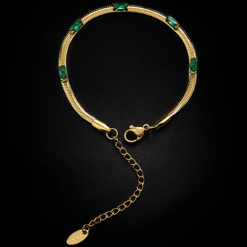 Braccialetto con ciondoli italiani bracciale con osso di serpente in zircone verde acciaio al titanio 316L per donna regalo di gioielli di moda