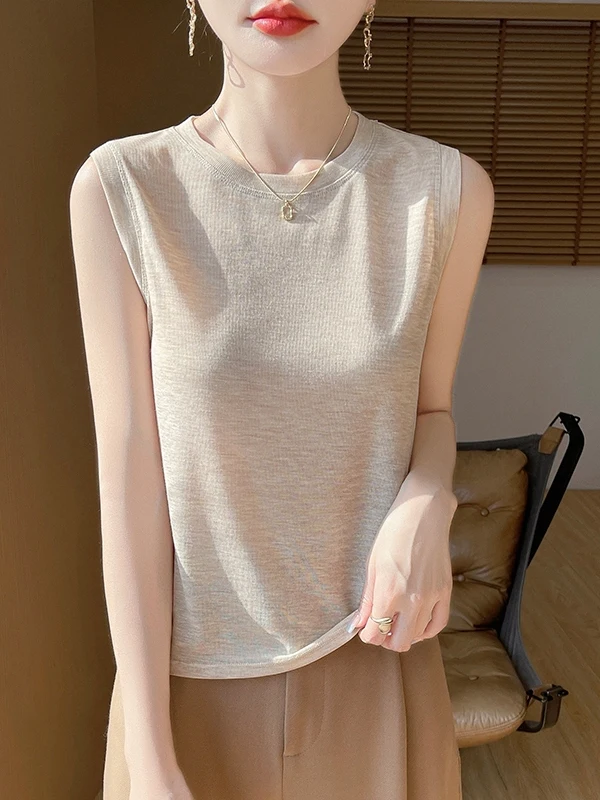 

New Summer 2025 Women's Svel Knitted Vest Loose Fit Slimming round Ne Suit Inner Wear Casual Comfortable Knitwear