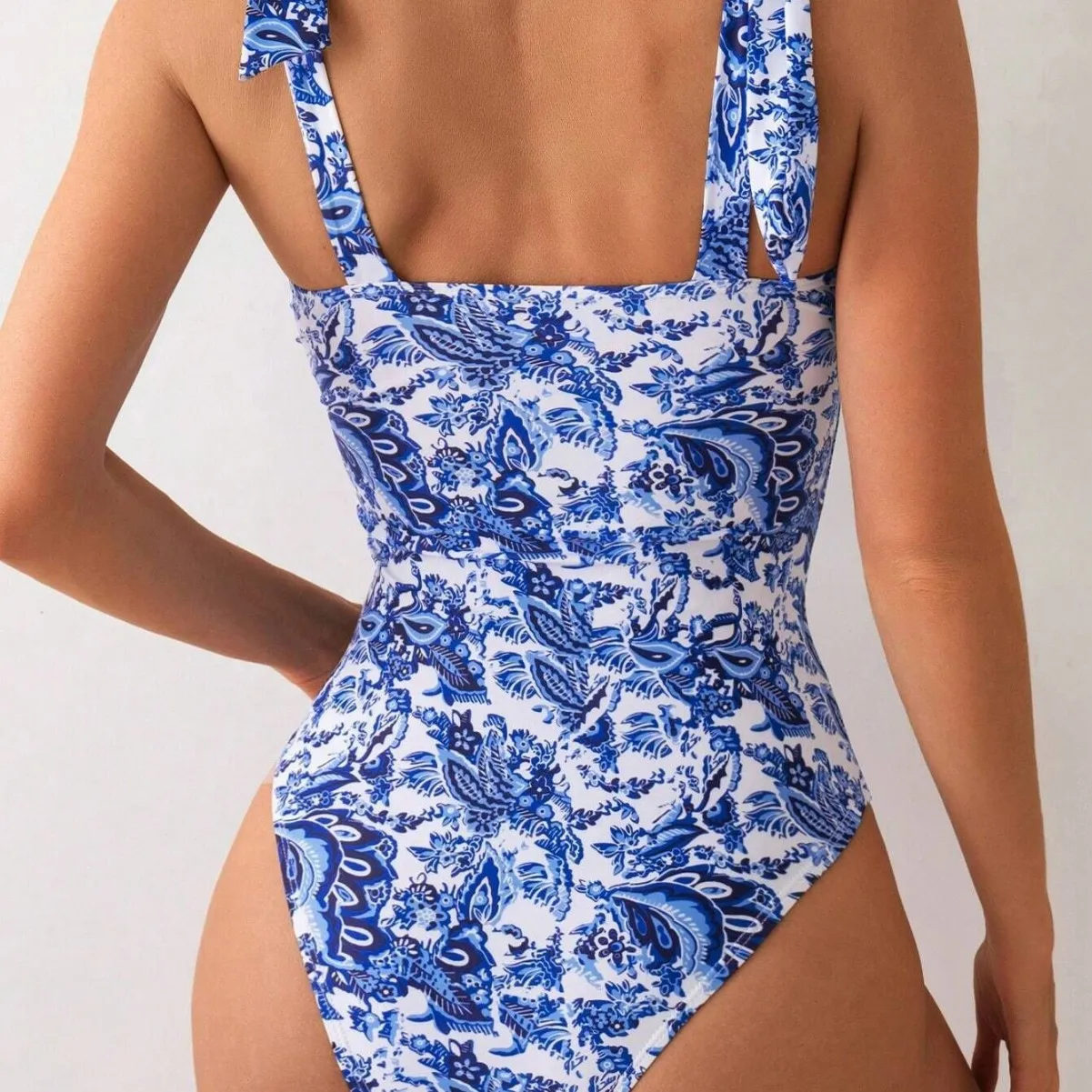 2025 Traje de baño Traje de baño sexy para mujer Traje de baño de una pieza Traje de baño Conjunto de bikini Ropa de playa Monokini