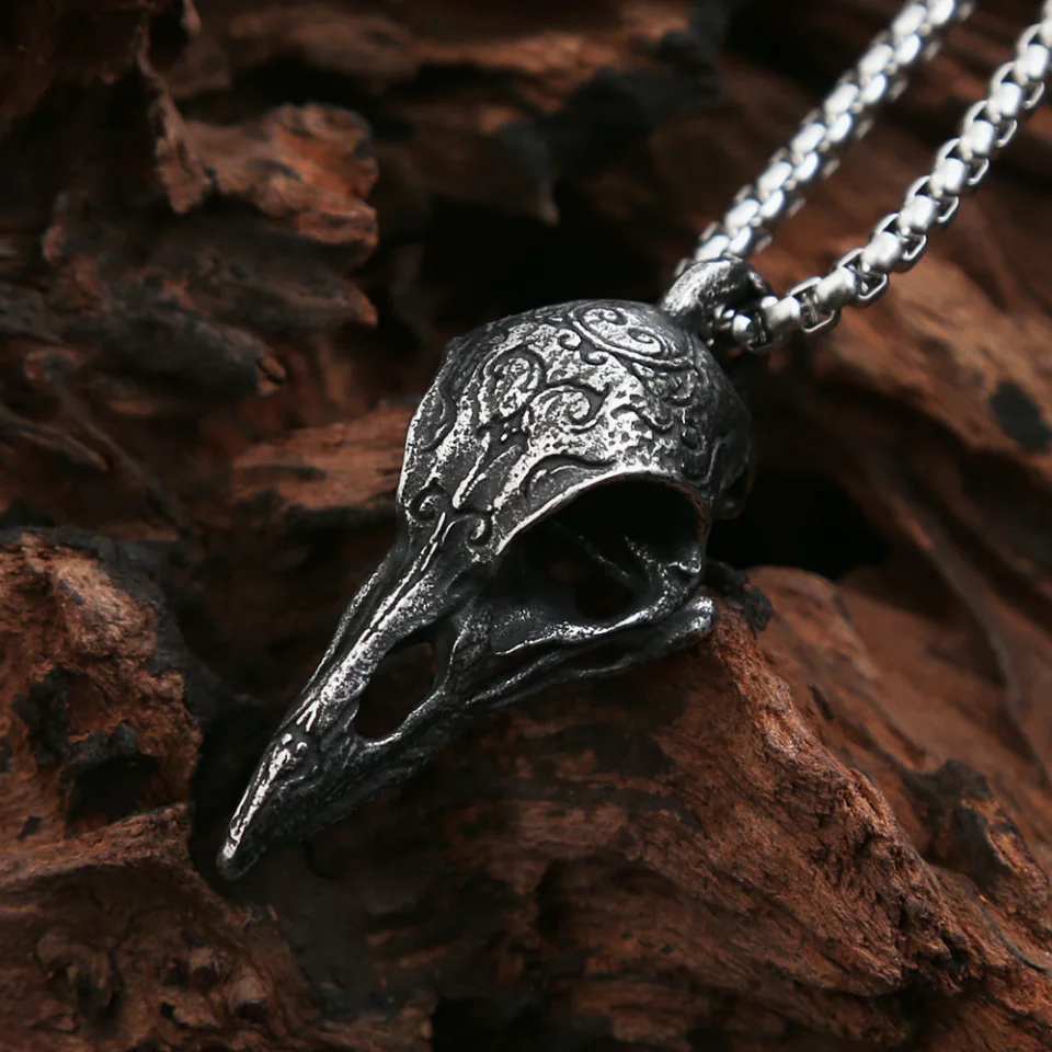 New Vintage Style Stainless Steel Viking Crow Skull Pendant Necklace For Men Fashion Unique Animal Necklaces Amulet Jewelry Gift