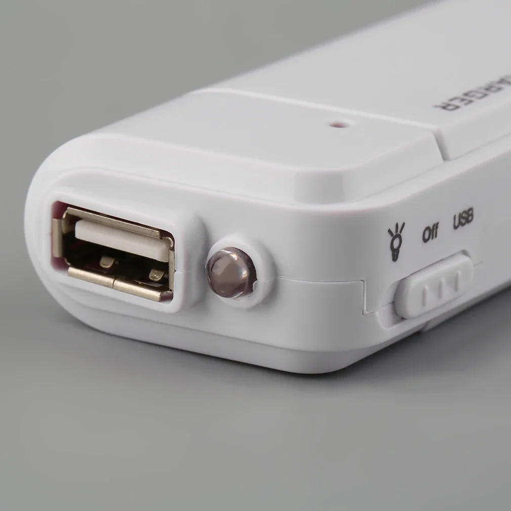 Cargador USB portátil Universal para teléfono móvil, extensor de Batería 2 AA, caja de fuente de alimentación, MP3, MP4, blanco y negro, nuevo