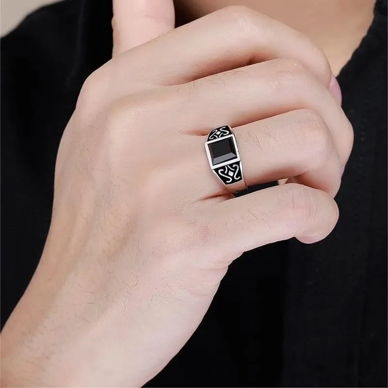 New silver advanced creative geometric diamond inlaid black agate gemstone men\'s lady domineering exaggerated adjustable ring