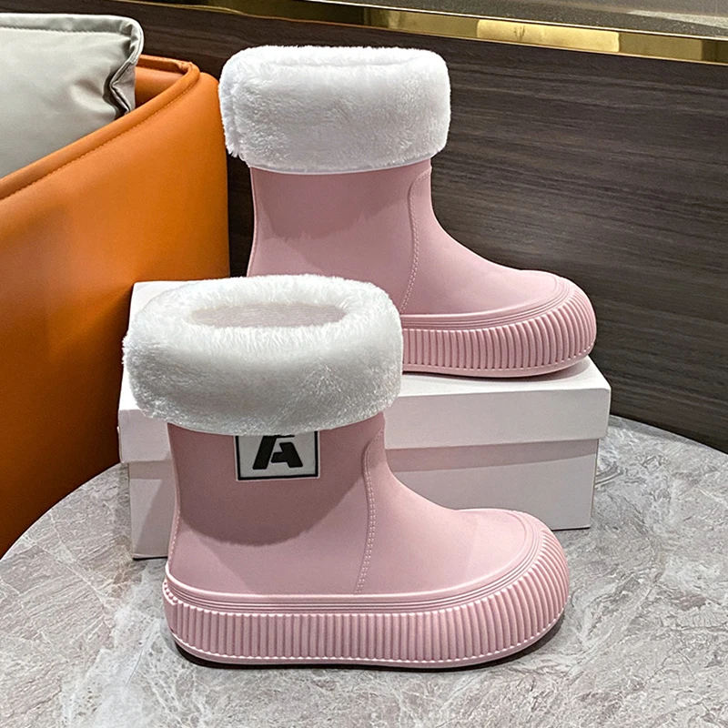 Nuovi stivali da pioggia in peluche da donna moda stivali da pioggia a metà polpaccio di colore puro scarpe impermeabili antiscivolo all'aperto stivali da lavoro Galoshes in gomma