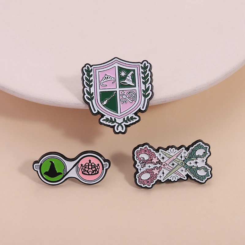 2-5 قطعة/المجموعة الرسوم المتحركة أفلام شخصيات كرتونية المينا دبابيس الخيال فيلم هالوين الهيكل العظمي دبابيس شارة التلبيب مجوهرات هدايا #2