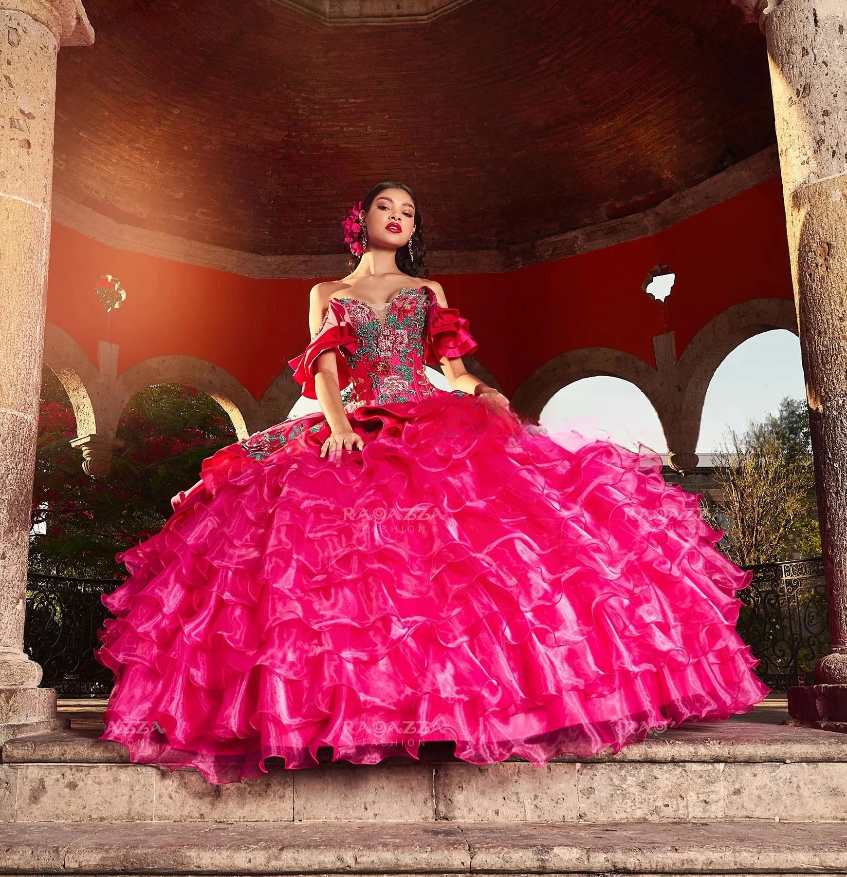 Organza Charro Quinceanera Dresses Ball Gown Off The Shoulder Appliques Beaded Puffy Mexican Sweet 16 Dresses 15 Anos Customized