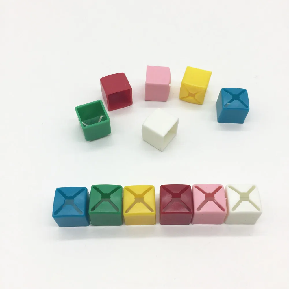 علامات الحجم البلاستيكية للشماعات، علامات شماعات الملابس المربعة، مكعبات بيضاء الحجم، تشويه بين المقاسات، ملصقات للملابس #3