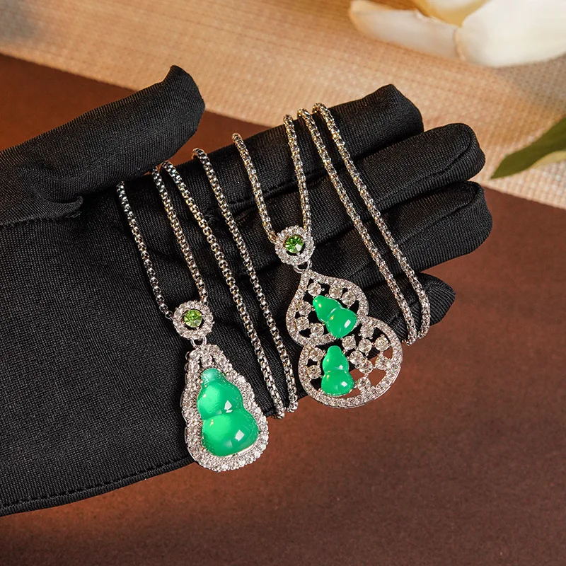 قلادة من اليشم المقلد العاجي على الطراز الصيني الجديد، قلادة خضراء، سلسلة سترة طويلة، راقية وأنيقة، لا تتلاشى. قلادة #6