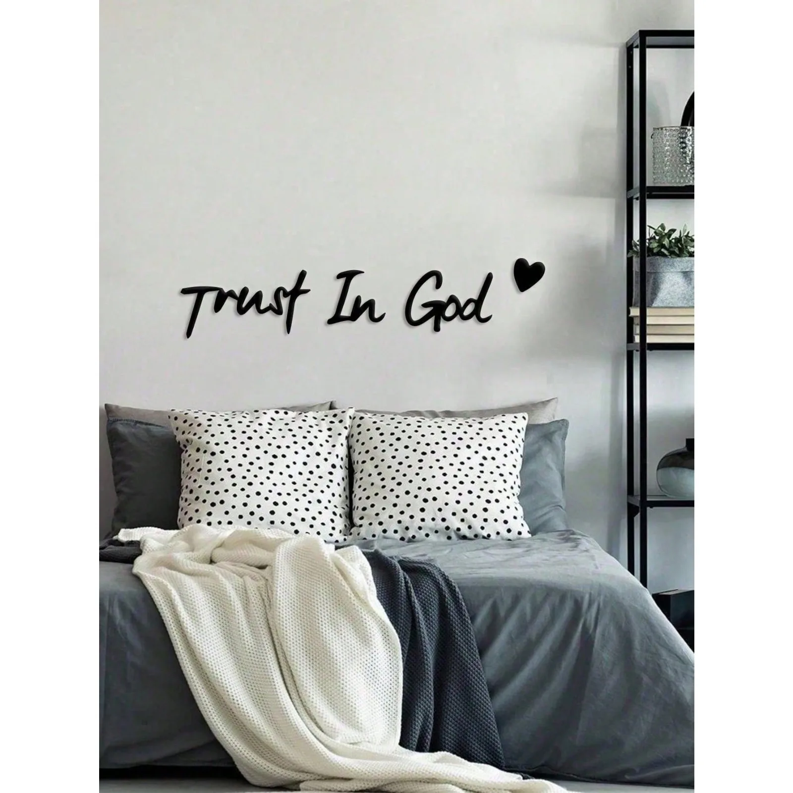 CIFBUY Iron Art Wall Decor Metal Trust God Christian Home Decor Living Room Hanging Art Gift Wall Sculpture