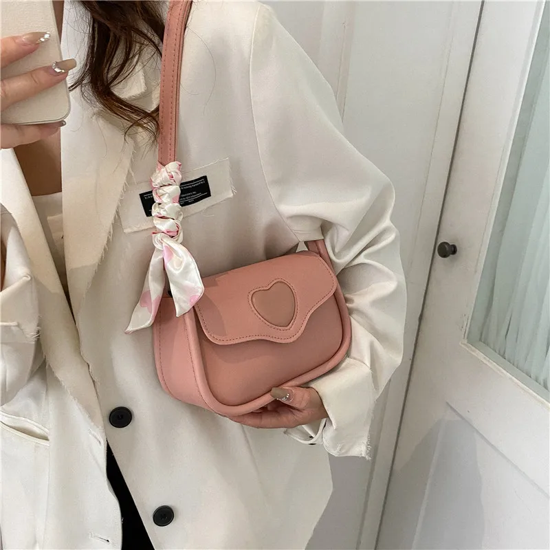 2023 Love Pattern Crossbody Bag Summer New Fashion Ribbon Elegant Shoulder Bag Street Trend Casual Versatile Ladies Underarm Bag