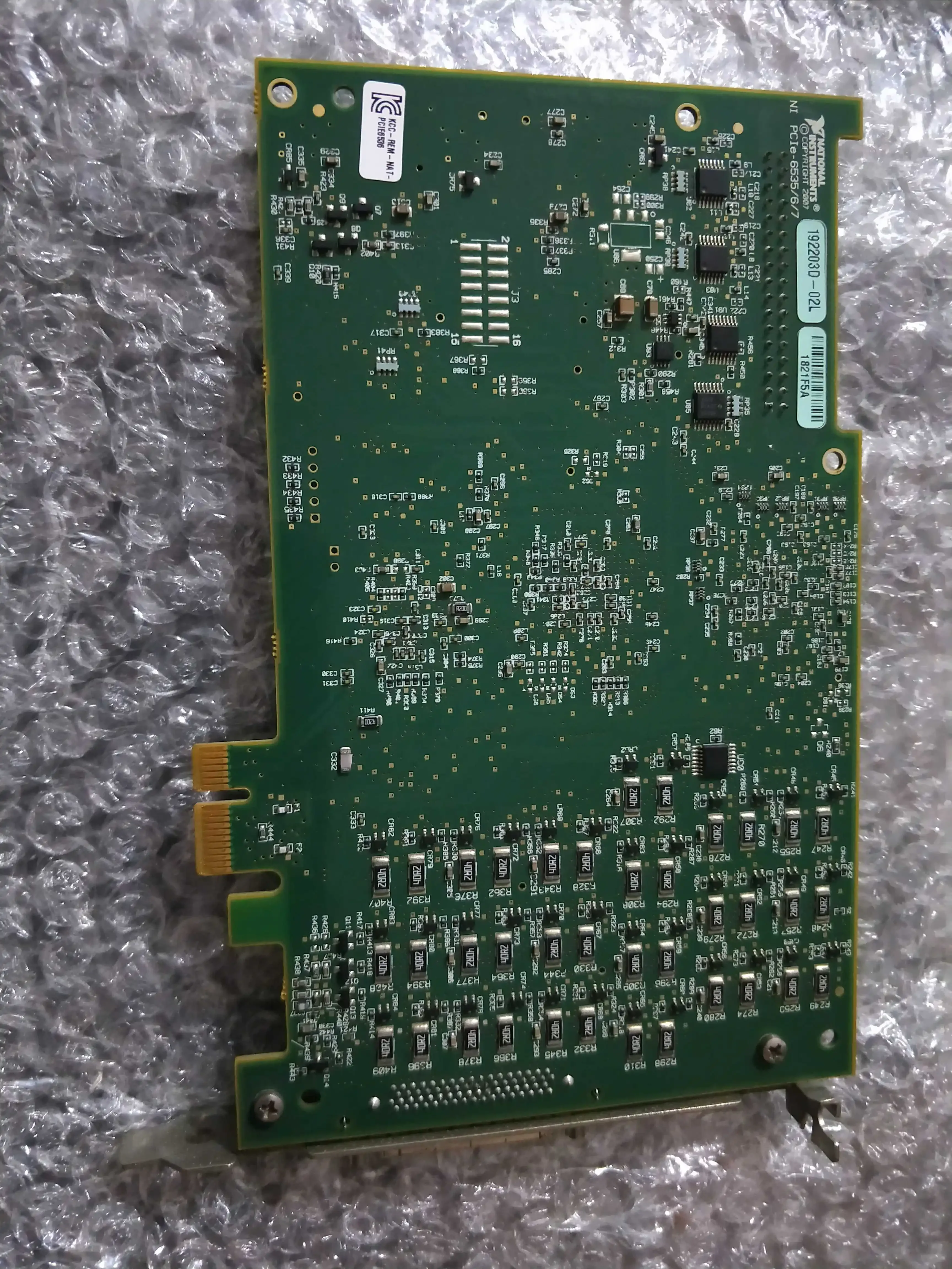 New Unpacked NI PCIe-6536 High Speed Digital I/O Board 779672-01 For PCI Express