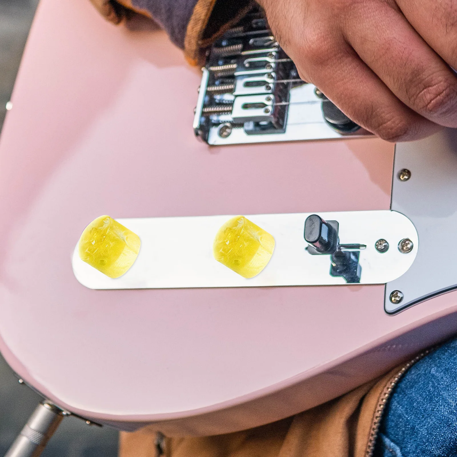 

Electric Guitar Potentiometer Button Volume Knob Knobs Yellow White and Tone Control Parts Hardware Wrench