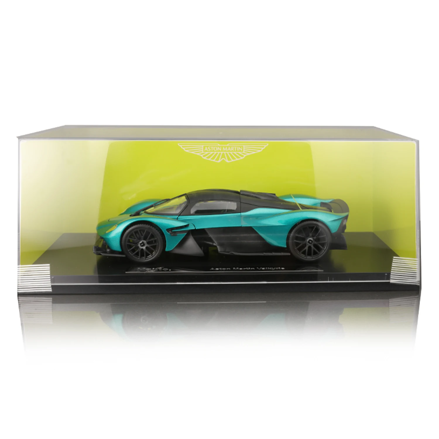 Maisto 1:18 2022 Aston Martin Valkyrie Supercars Hardcover Version Acrylic Box Diecast Hypercar Model Alloy Car Model Toy Gift