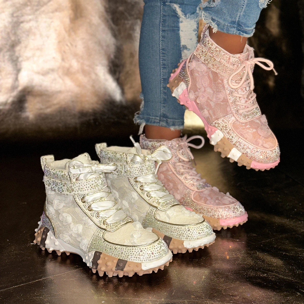 

High-top Women's Sneakers Fashion Rhinestone Flower Luxury Shoes Outdoor Platform Female Sports Shoes Vulcanize Platform Shoes