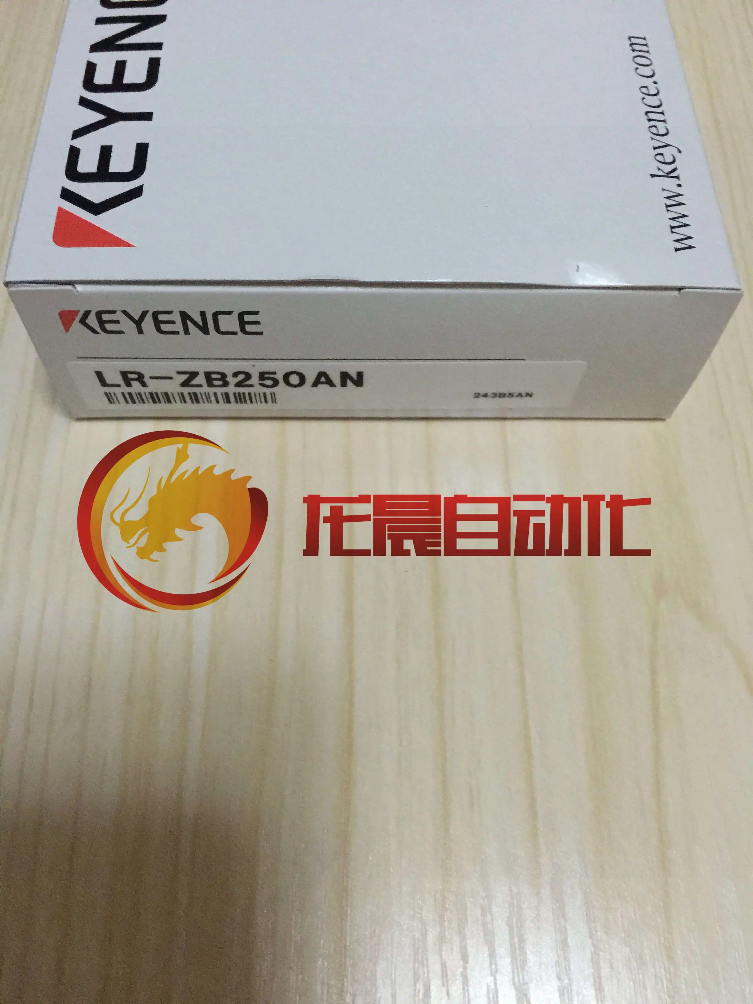 LR-ZB250N автономный CMOS лазерный датчик