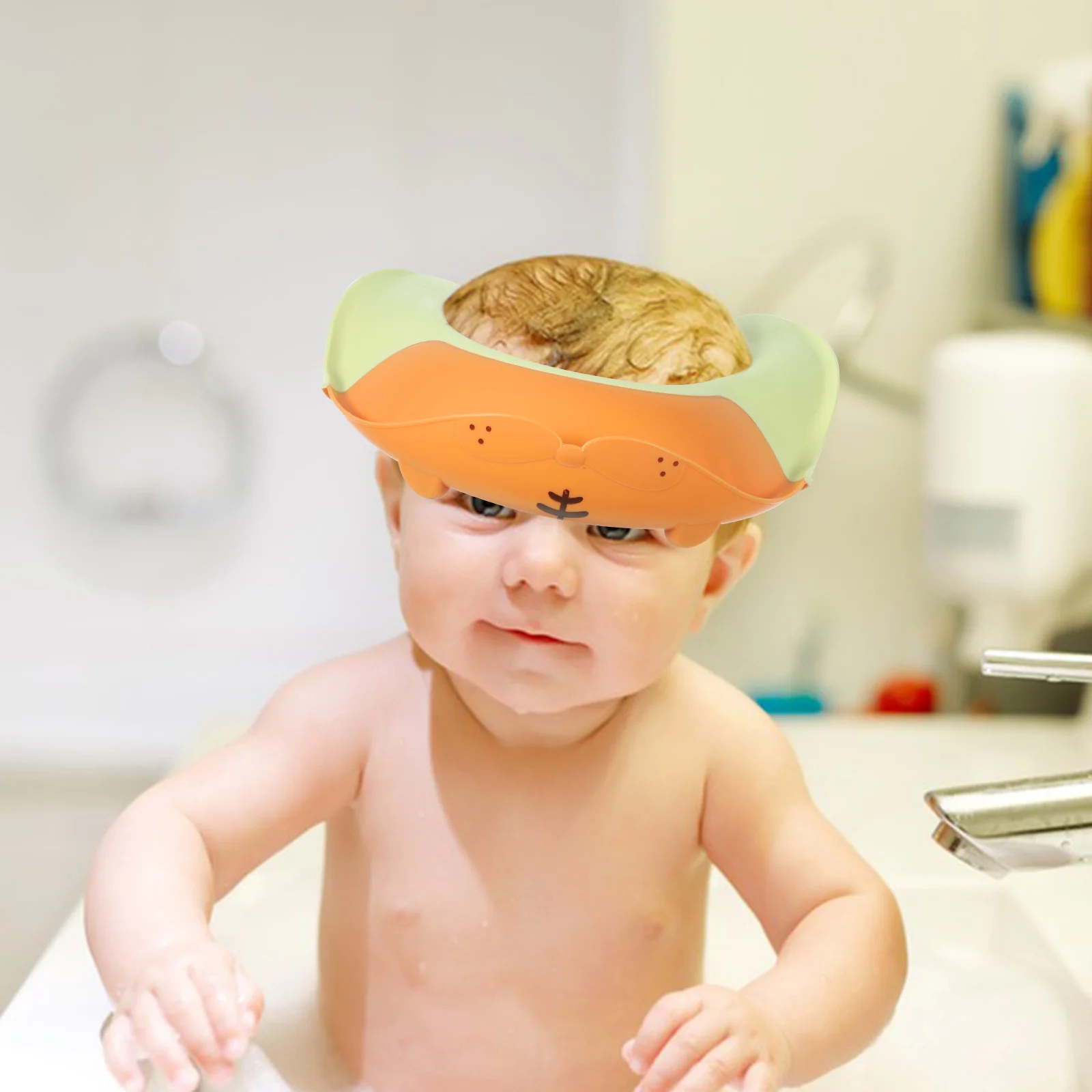 Regulowany kapelusz do kąpieli dla niemowląt z motywem kreskówkowym, osłona do mycia włosów dla maluchów, zapobiegająca wyciekom wody i piany podczas mycia włosów szamponem.