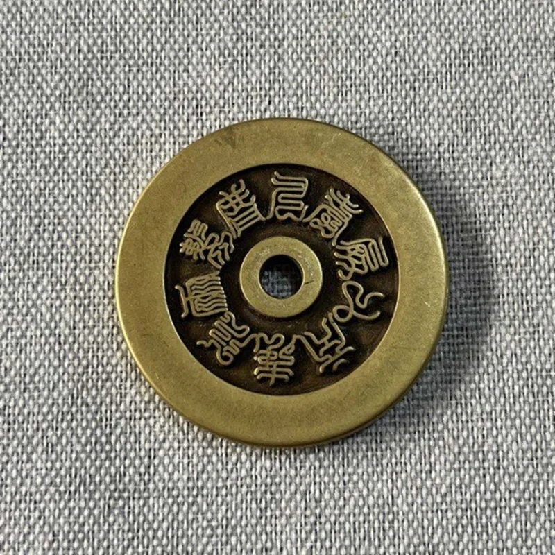 

Cross Scripture Five Mountains Pattern Copper Coin Yellow Bright Small Coin Imitation Ancient Copper Coin