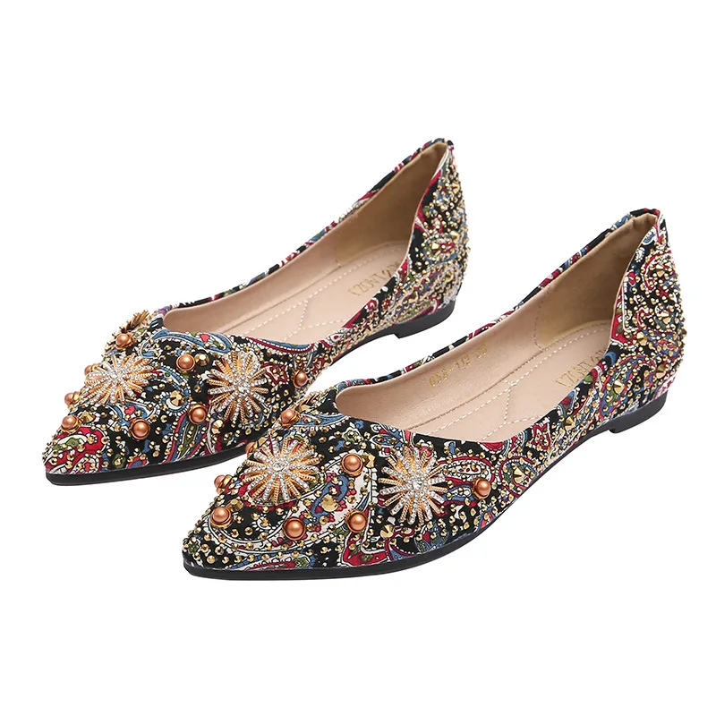 

Ethnic Style Pointed Toe Women Flats Luxury Rhinestones Print Soft Sole Classic Ladies Footwear Casual Slip on Autumn Shoes