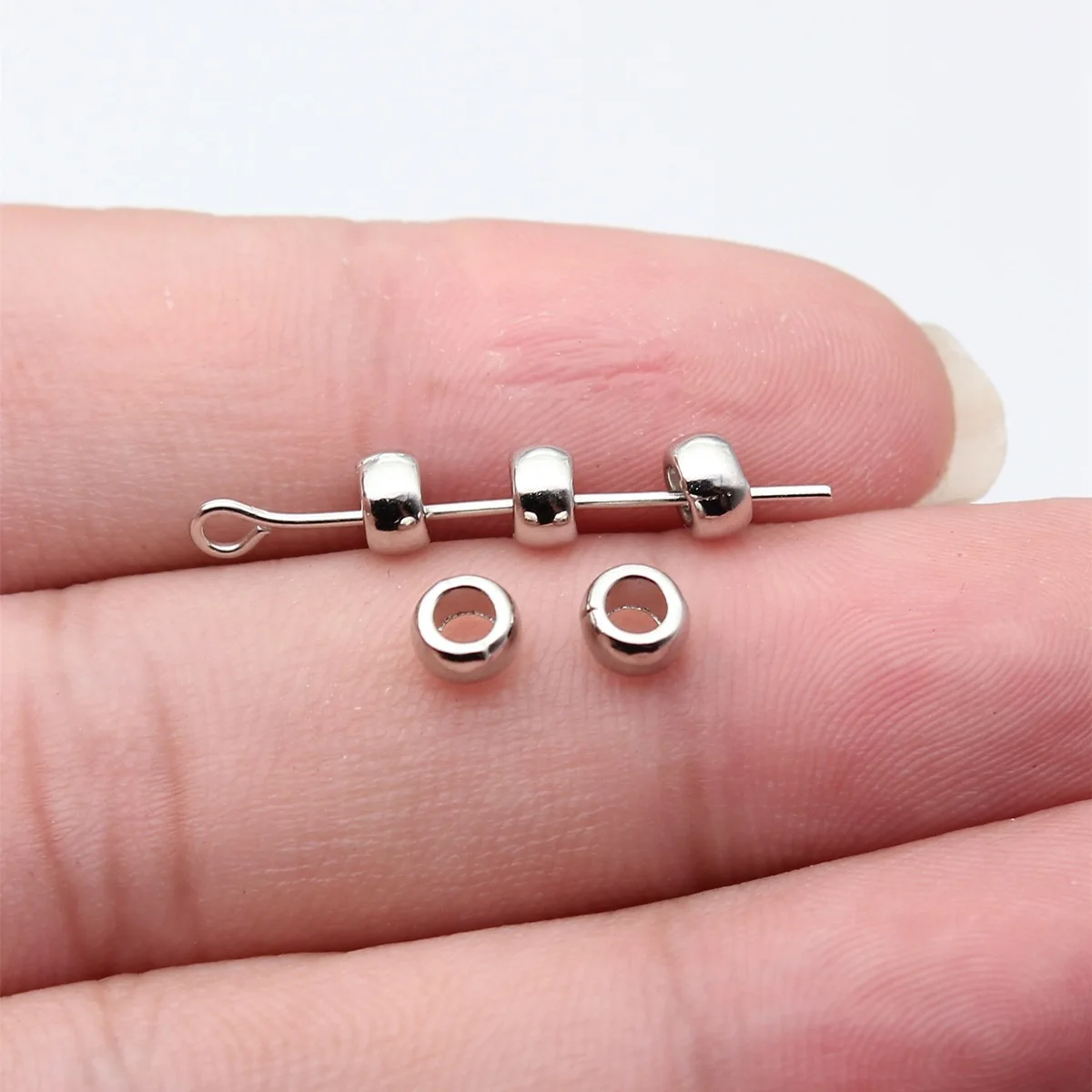 WYSIWYG 40pcs 5x5x3mm Round Spacer Beads Charm Antique Silver Color Spacer Beads Fit Jewelry Making Bracelet Findings Charm