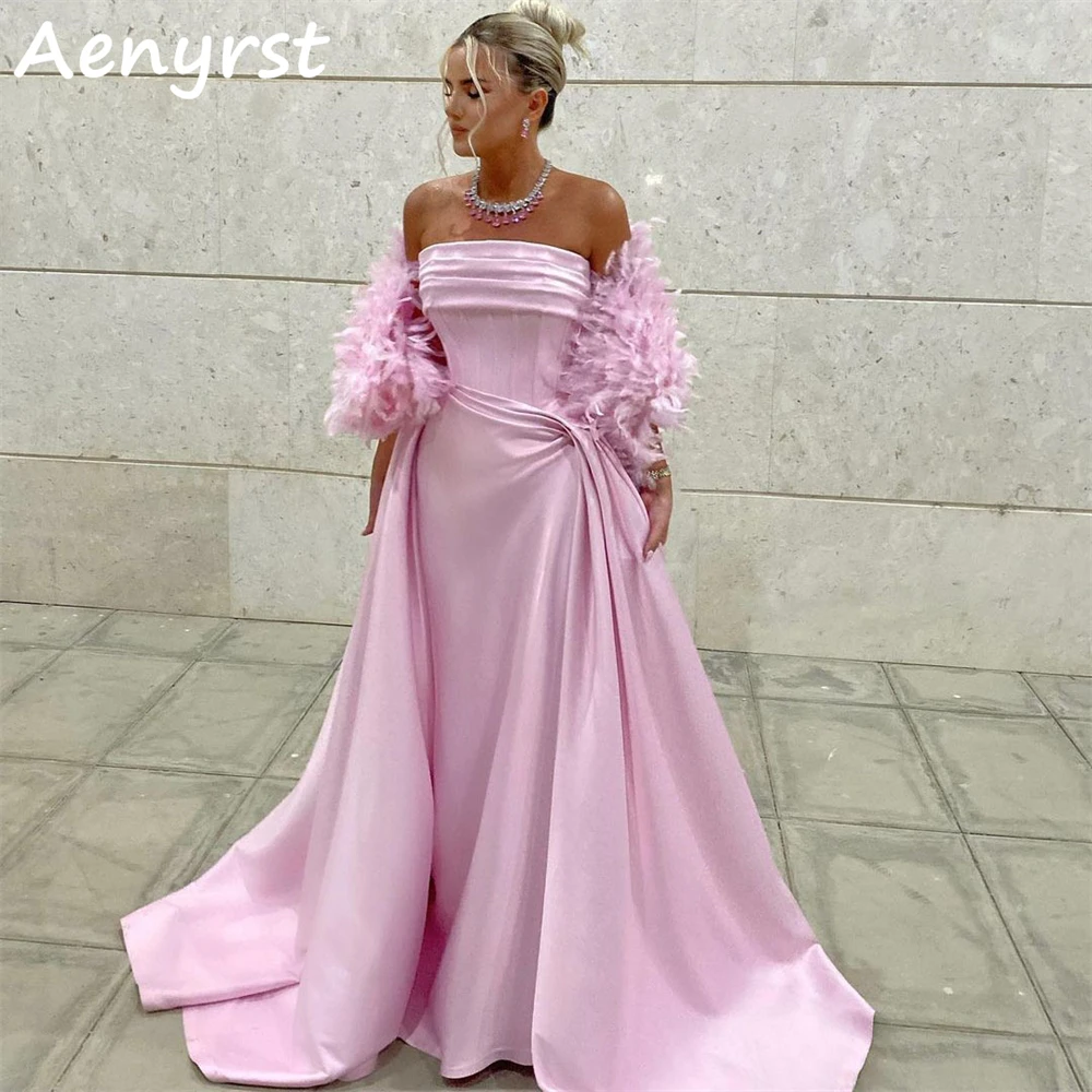 

Aenyrst Pink Strapless A Line Saudi Arabia Evening Dresses Detachable Feathers Cape Prom Dress Floor Length Formal Party Gowns