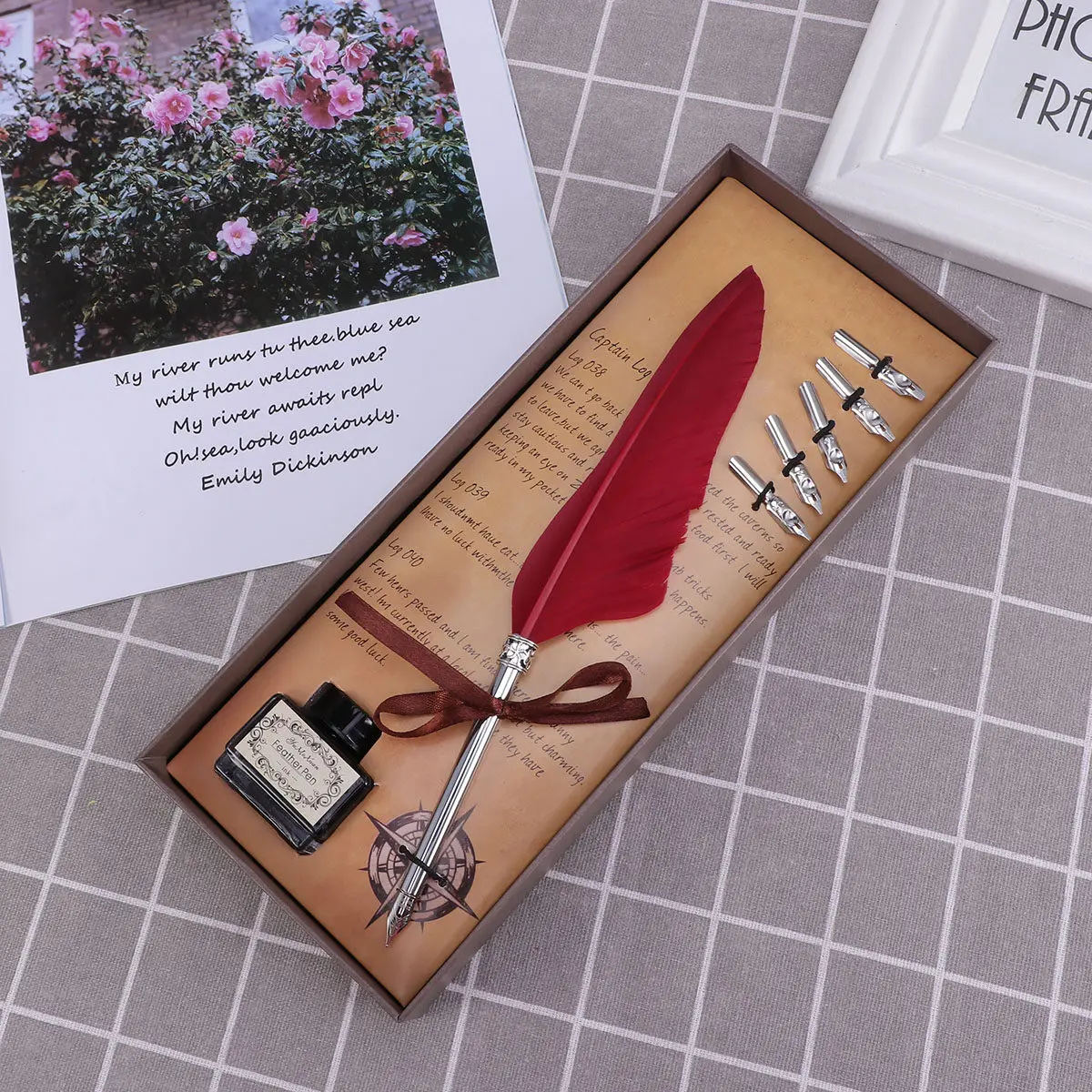 

Набор из 1 ручки в подарочной коробке: Премиальная винтажная ручка с натуральным дизайном для свадьбы, дома и офиса, цвет винно-красный