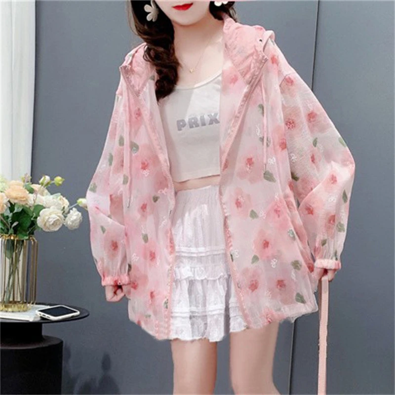 

Pink White Zippered Cardigan Summer 2024 Lazy Style Print Design Hooded Sun Protection Long Sleeved Jacket For Women's