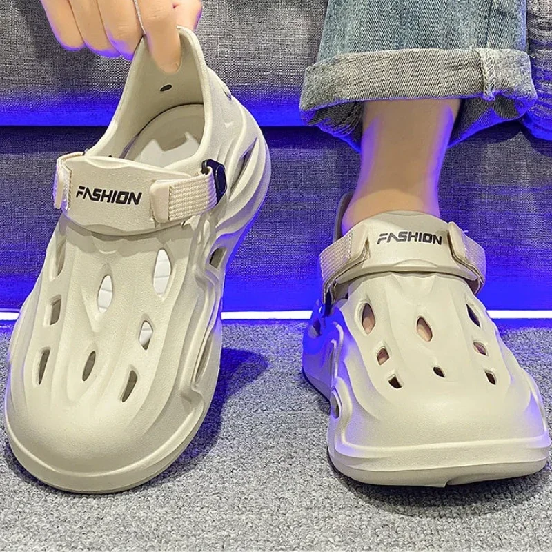 

2025 новая летняя мужская модная пляжная обувь с отверстиями, уличные высококачественные удобные цветные повседневные сандалии из ЭВА для босиком