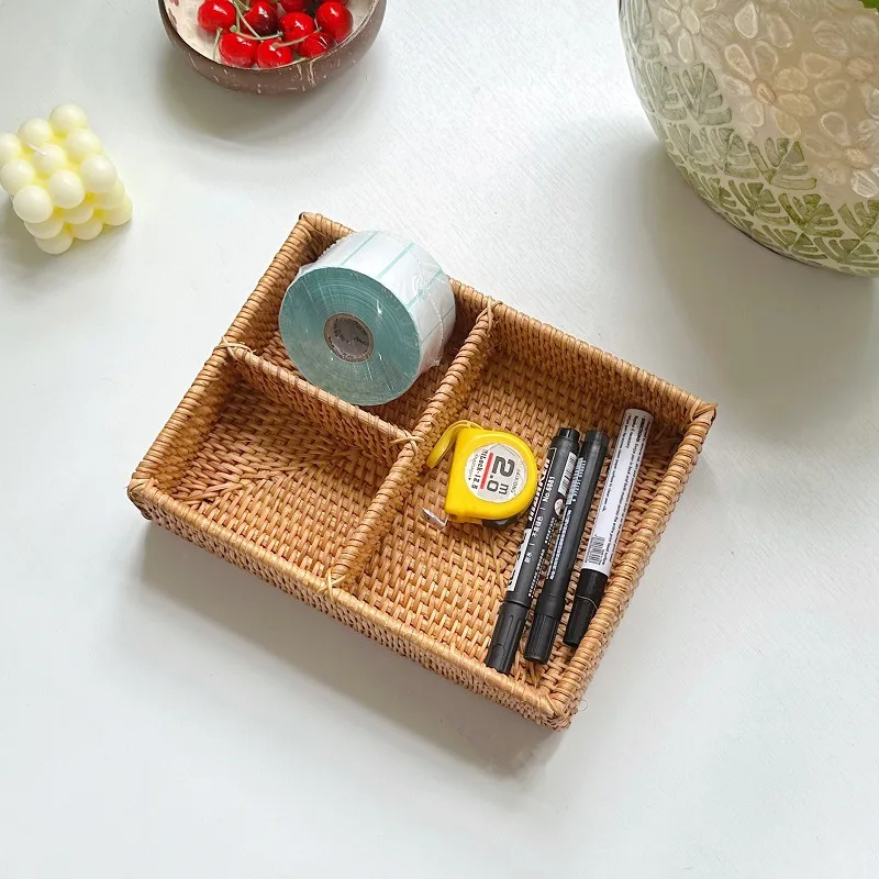 

Rattan Desktop Storage Box, Office Sundries Compartment Storage Basket, Card, Mobile Phone Remote Control Storage