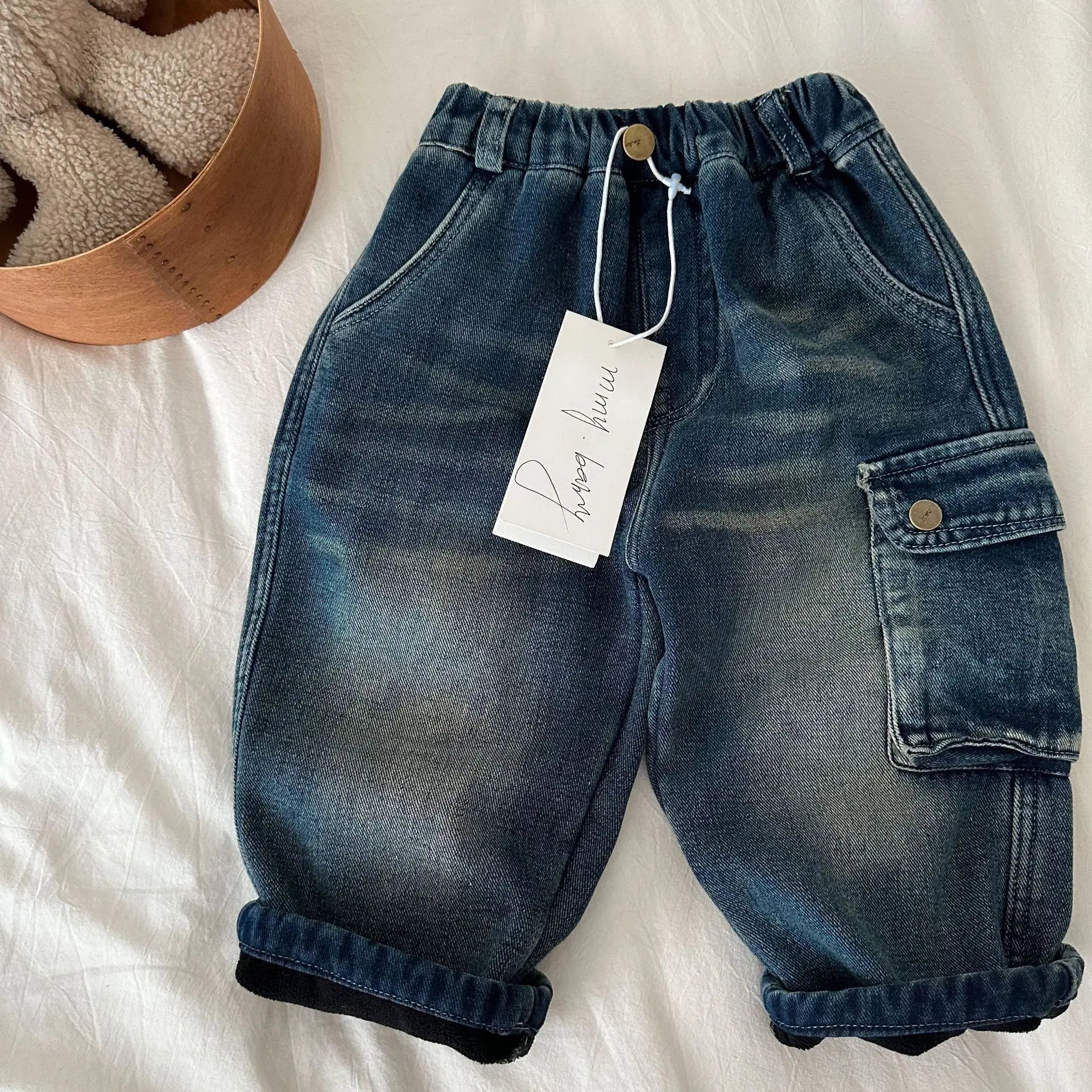 Children's trousers 2024 winter new boys and girls thickened tooling jeans baby retro casual pants Internet celebrities