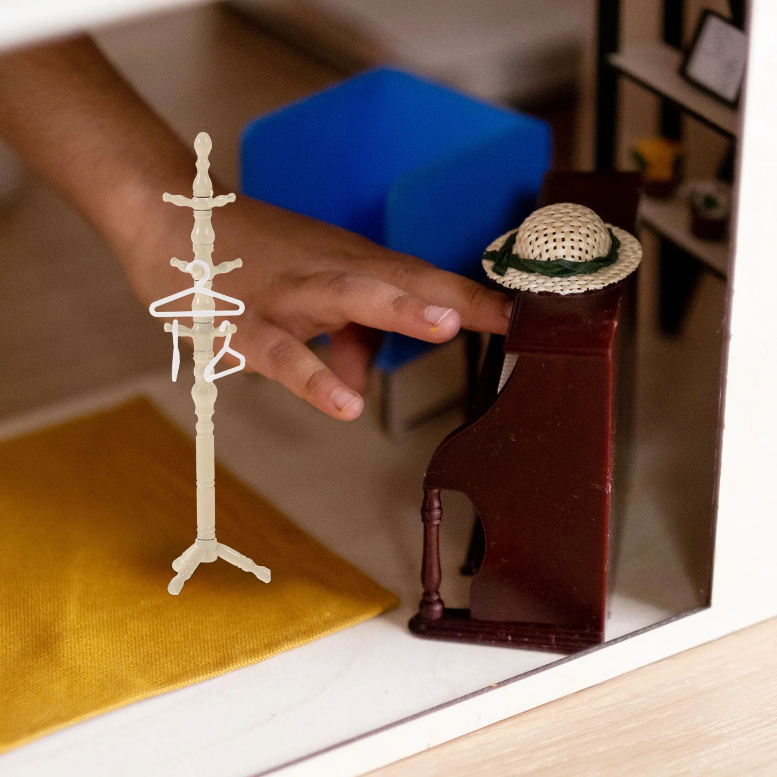 

Mini Clothes Rack Outfit Floor Stand Closet Hanger Clothes Display Rack for House Accessories Wardrobe Organizer