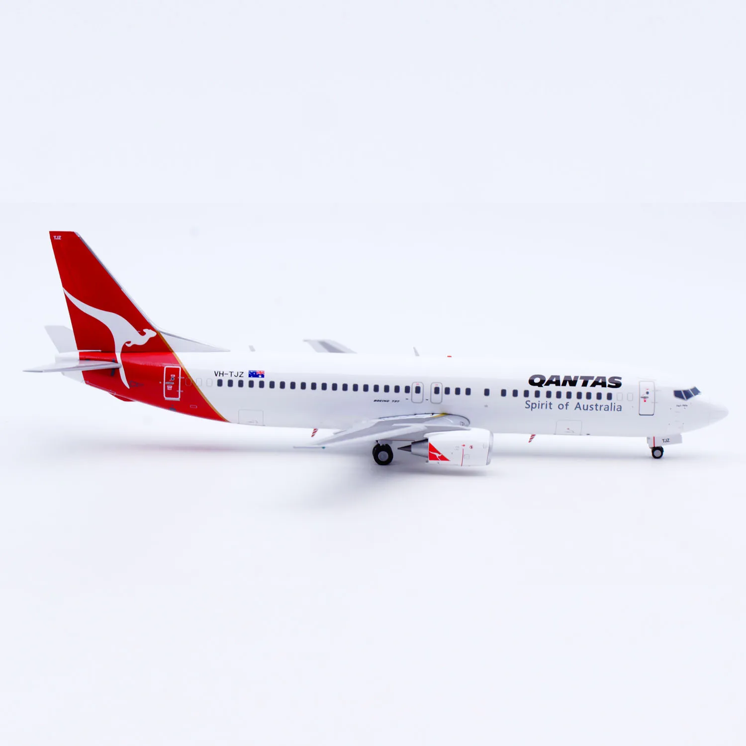 XX20393 سبيكة تحصيل طائرة هدية JC أجنحة 1:200 Qantas الخطوط الجوية بوينغ B737-400 دييكاست نموذج طائرة VH-TJZ مع حامل