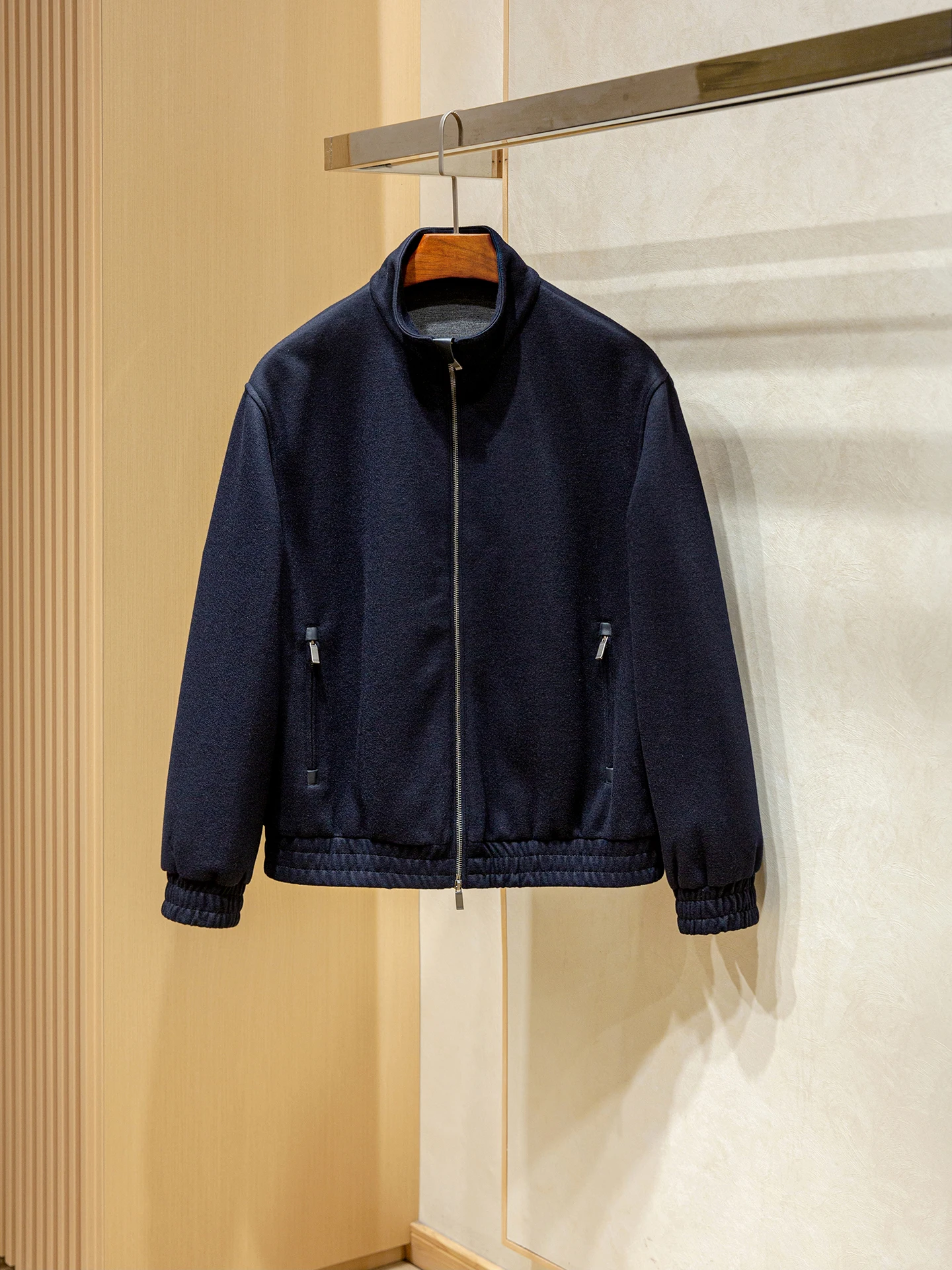 

Осенне-зимняя мужская простая и повседневная куртка из смеси шерсти и шерсти в итальянском стиле с воротником-стойкой