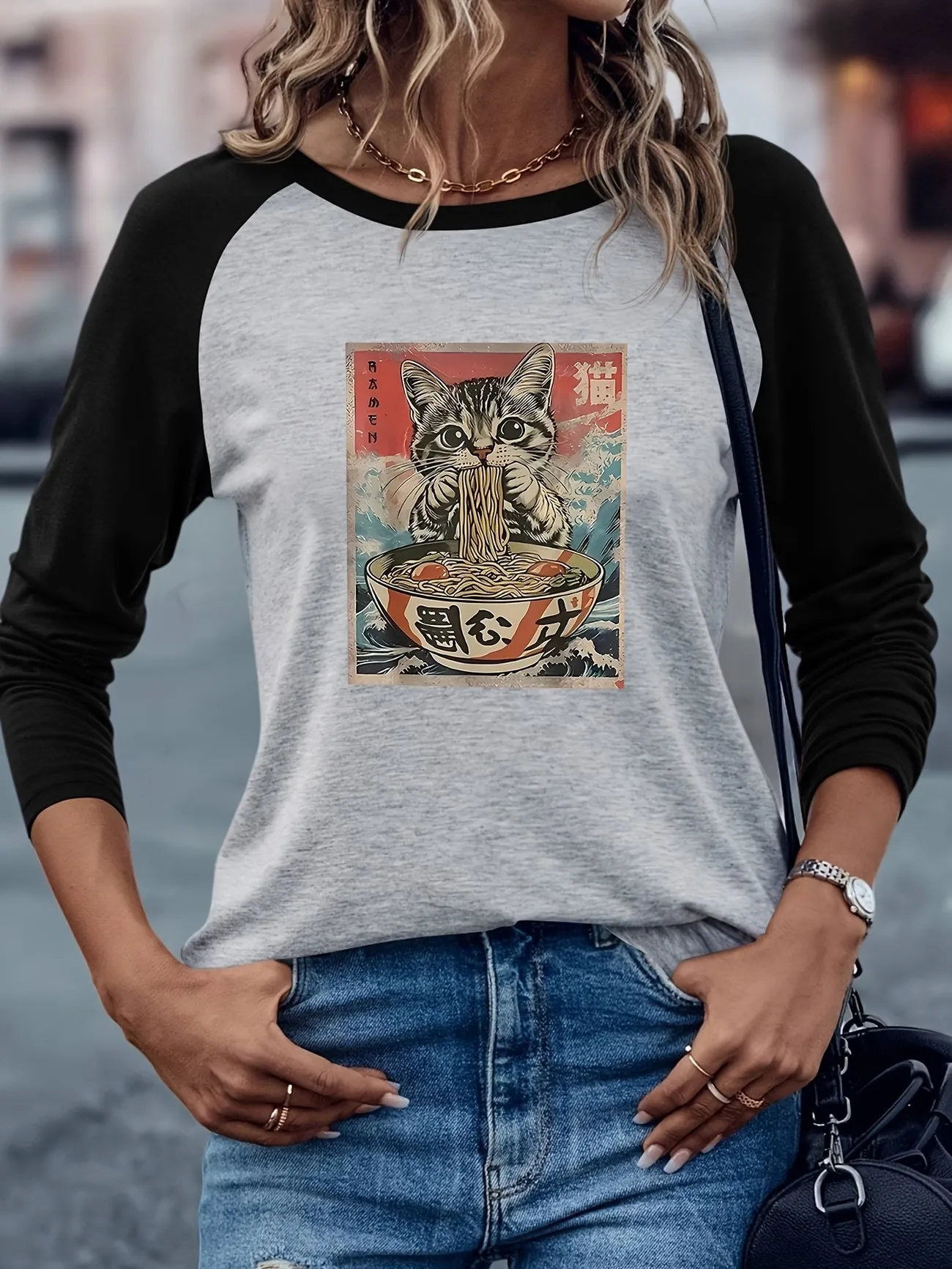 Japanese Style Cat Eat Ramen Print Harajuku Long Sleeve T-shirt Y2k Crew Neck Winter Autumn Graphic Funny T Shirt Woman