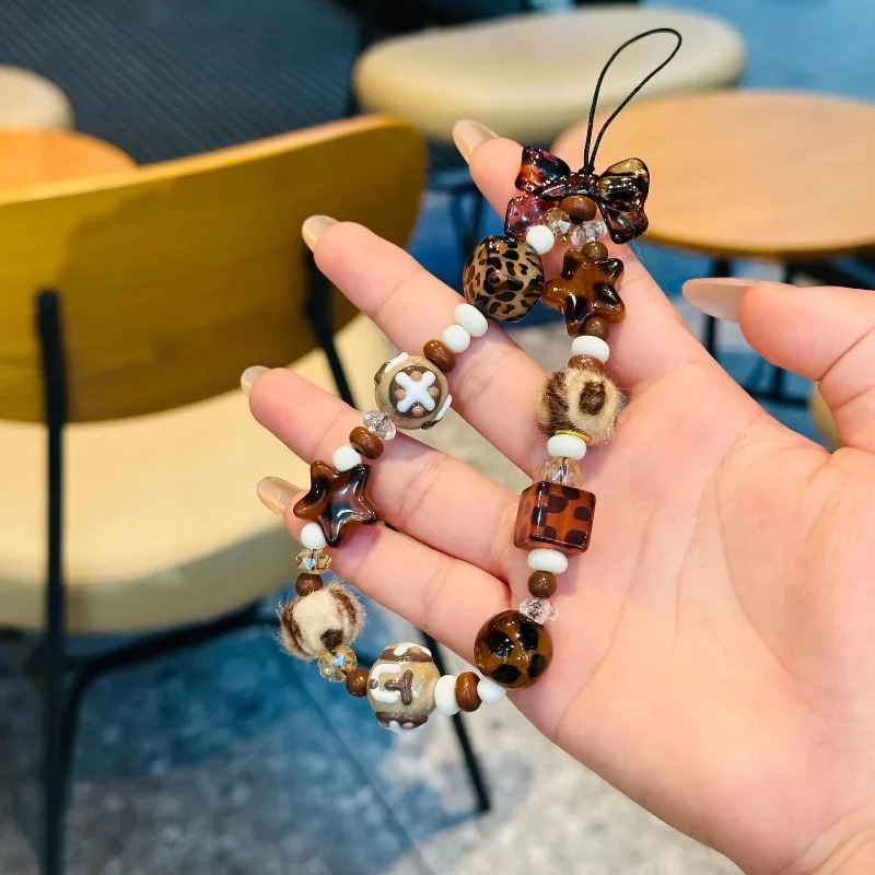 Leopard Print Star Beaded Phone Charm Handmade Retro Brown Bow Bracelet Strap Aesthetic Wild Style Phone Chain For Women