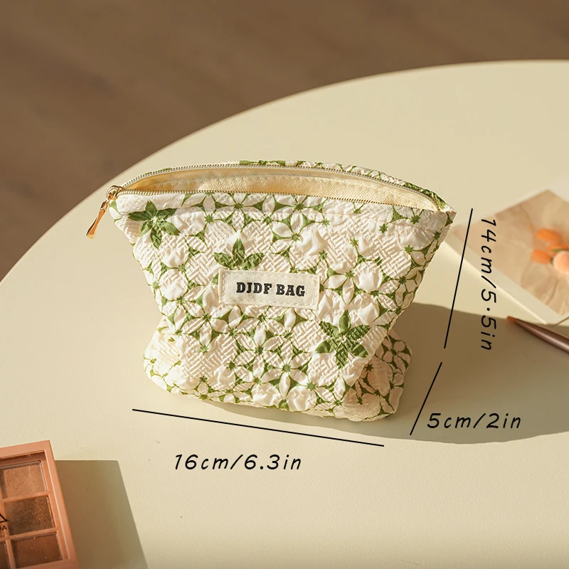 New Small Girls Cosmetic Bag Green Small Fresh Portable Mini Sanitary Napkin Storage Bag Commuter Coin Purse Portable Key Bag