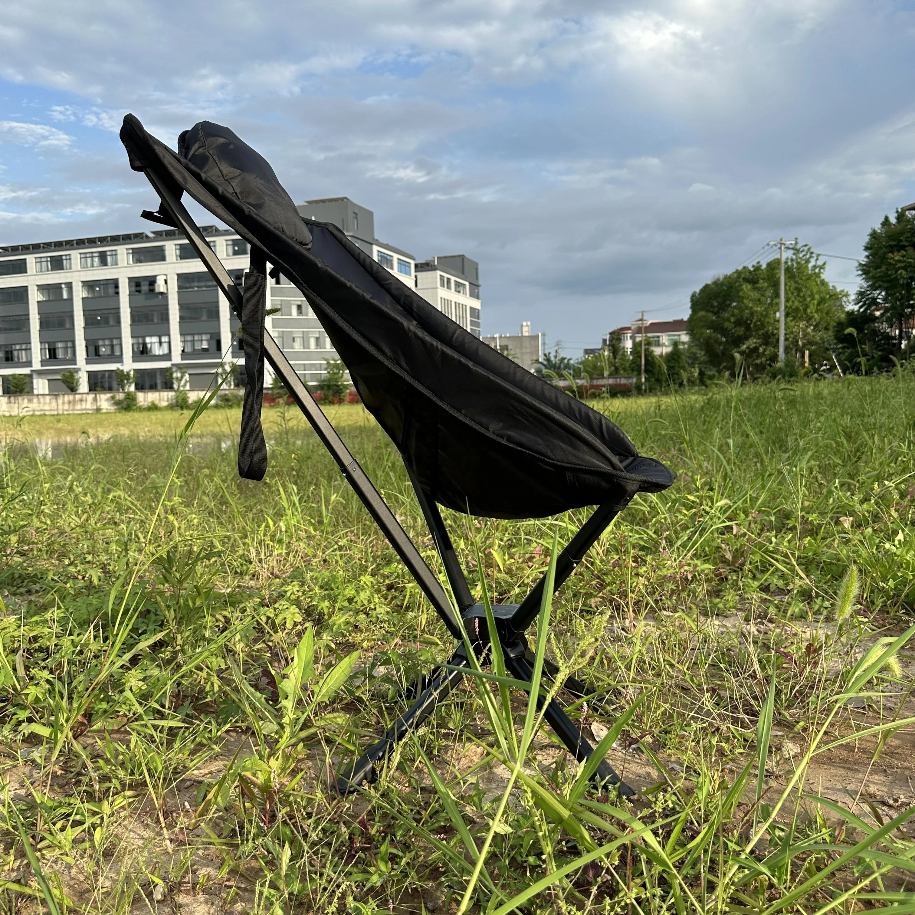 Modern Aluminum Mesh Swivel Chair Comfortable and Customizable for Bedrooms Outdoor Camping Factory's Rotating Turning Chair