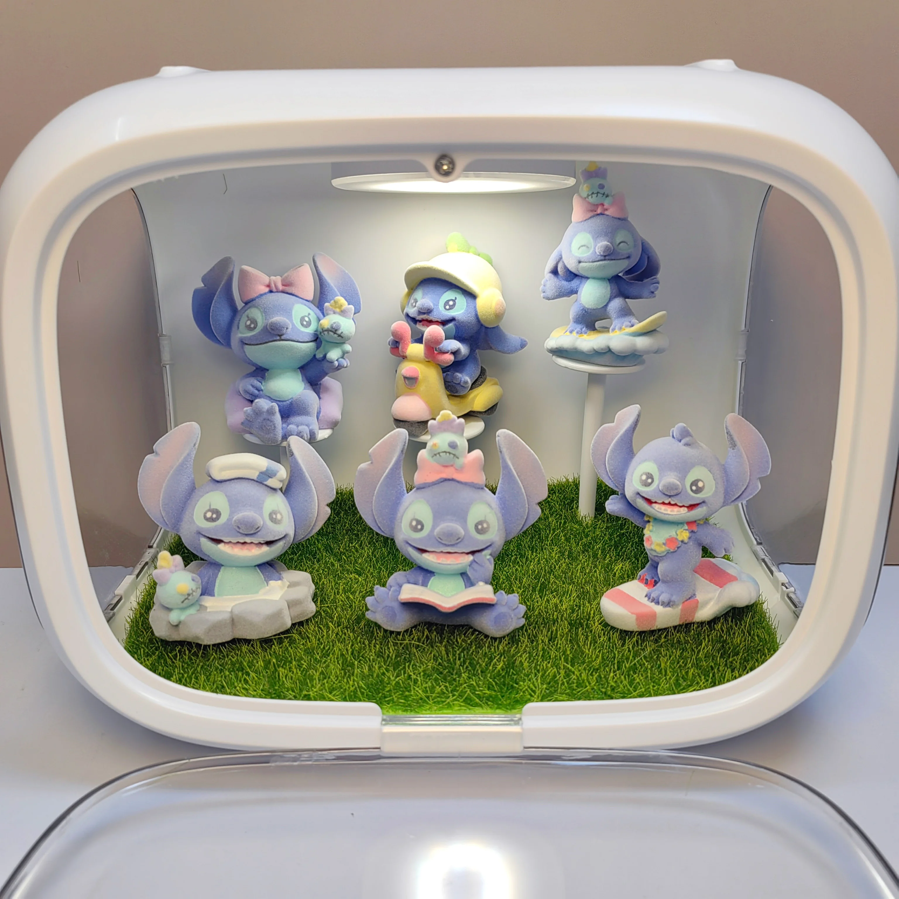 Divertenti e divertenti periferiche per scatole cieche Stitch, ornamenti carini e carini sul tavolo, regali di compleanno per ragazzi, ornamenti da scrivania