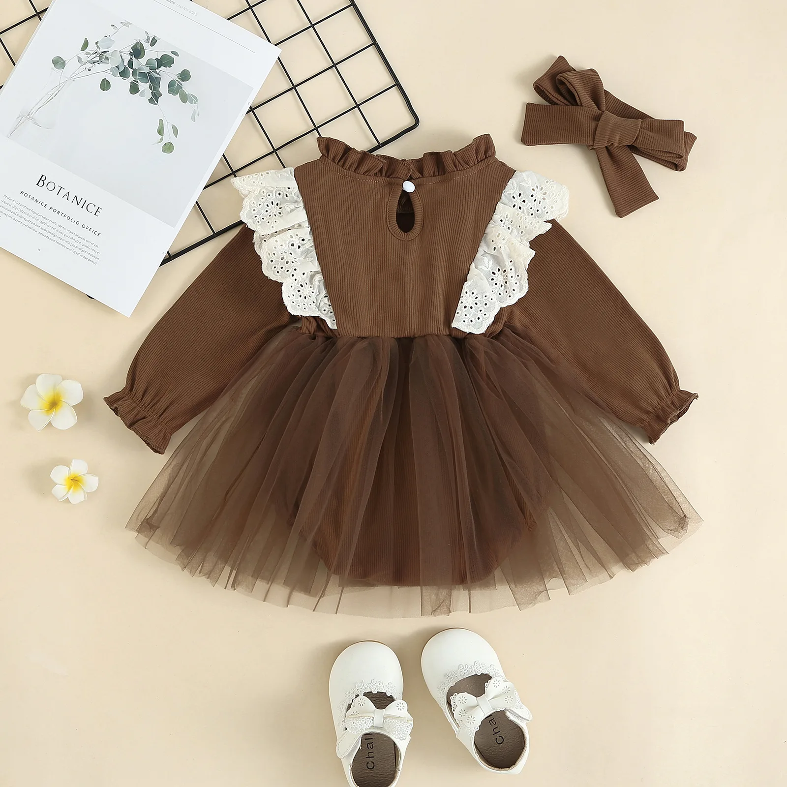 

Children Baby Girl Clothing Girls Infants Spring and Summer New Lace Flying Sleeves Princess Mesh Casual Sweet Rompers