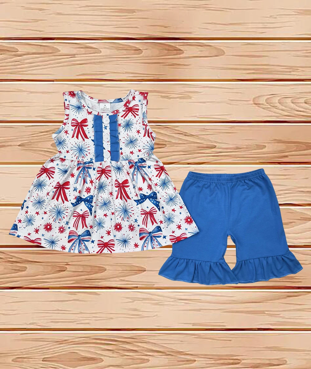 

4.14 Wholesale Western Boutique children clothing Baby Girls Blue Red Bows Fireworks Tunic Ruffle Shorts 4th Of July Sets