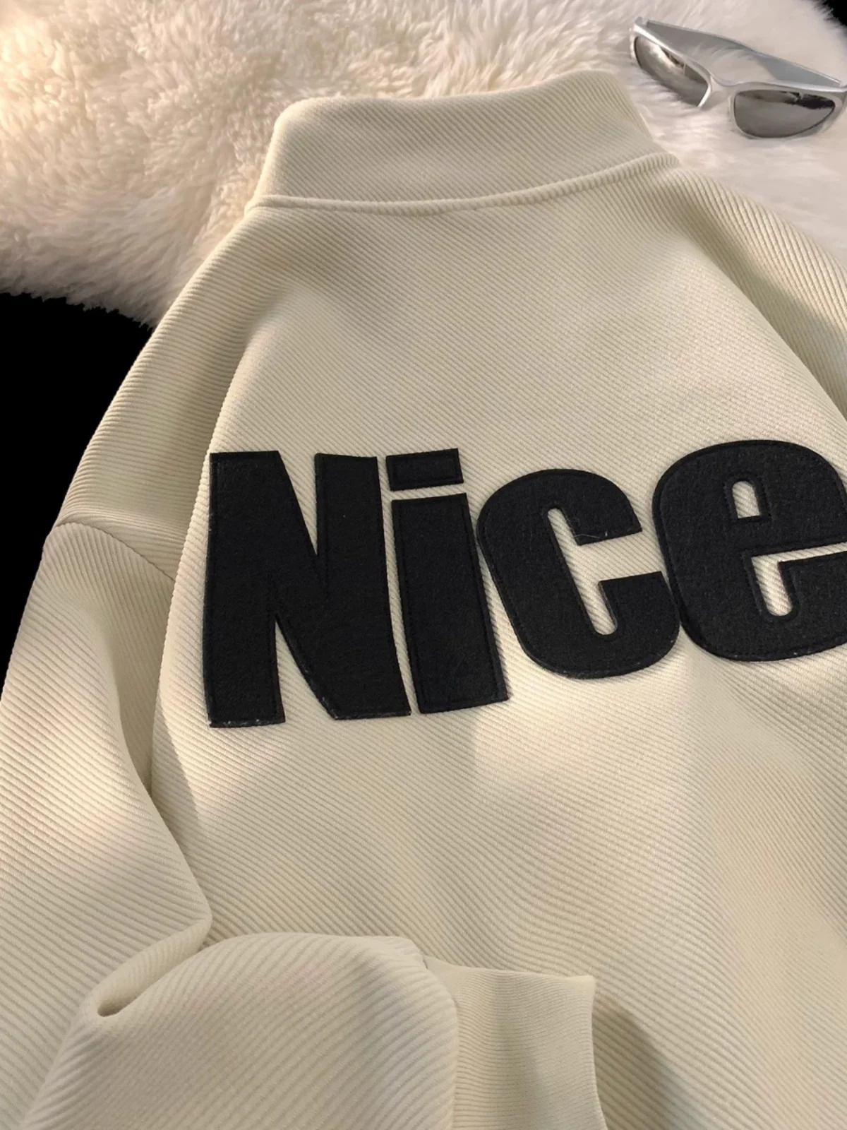 سترة بغطاء للرأس منقوشة بحروف ثقيلة الوزن من Aymelon American Sle للرجال فضفاضة مبطنة بالفعل ملابس خارجية دافئة عصرية غير رسمية...