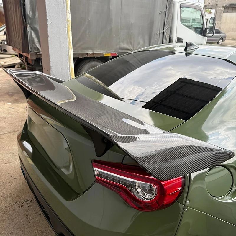 

New carbon fiber double-layer rear spoiler, car wing, and tail fin modification - factory, hot selling!