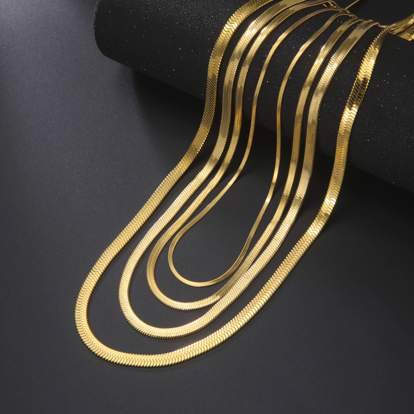 Teamer Stainless Steel Snake Chain Necklace Classic Gold Color 2-5mm Chain Choker Jewelry Women Men Long Chains Accessories Gift