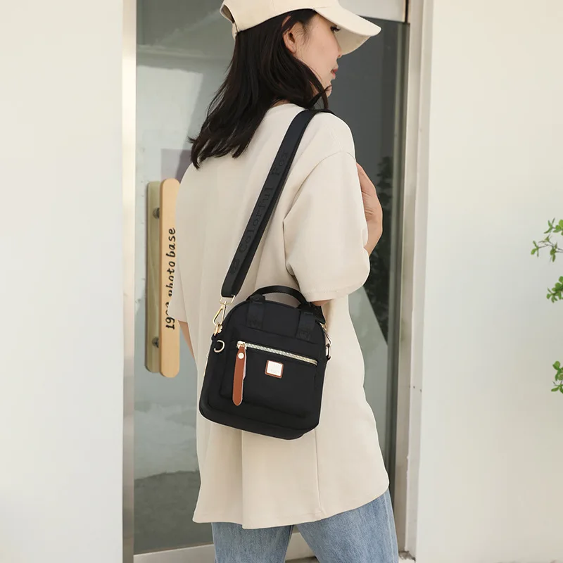 女性のアウトドアレジャーショルダーバッグ、ポータブル携帯電話財布、小さなBAデザイナーの高級バッグボルソ用の新しいクロスボディバッグ