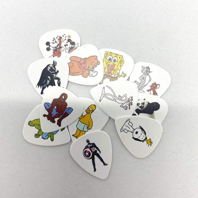 50pcs Multi Pattern 0.71mm Medium Cartoon Guitar Picks Celluloid  Mediators Plectrum Guitar Accessories for Acoustic