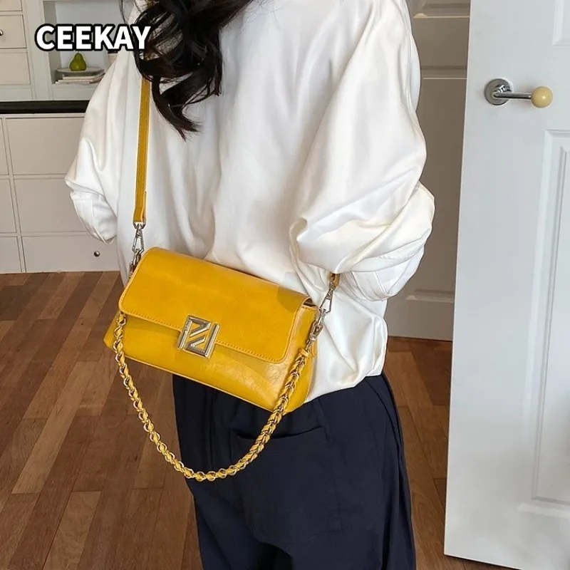 CEEKAY Bolso de solapa rectangular minimalista de PU con cierre metálico Z, correa de cadena de doble uso, dos formas de llevar, bolso cruzado ligero y portátil