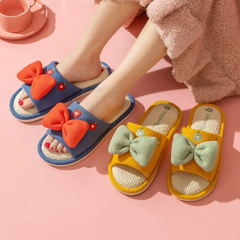 Damen Sommer-Freizeit-Leinenpantoffeln mit Cartoon-Mehrfarben-Schleife, Rutschfeste Slip-On-Hausschuhe für Mädchen, Niedliches Einfaches Design – Detail 5