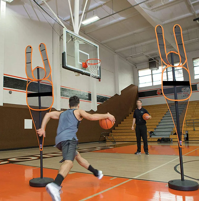 อุปกรณ์ฝึกซ้อมบาสเกตบอลแบบหุ่นสำหรับฝึกการดริブル การยิง และการส่งบอล