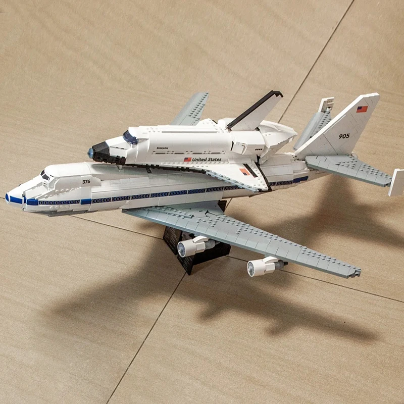 

2417 деталей в наличии. Модель космического шаттла 2026 года. Конструктор для самостоятельной сборки. Креативные строительные блоки. Детские игрушки. Рождественские подарки. 10360.