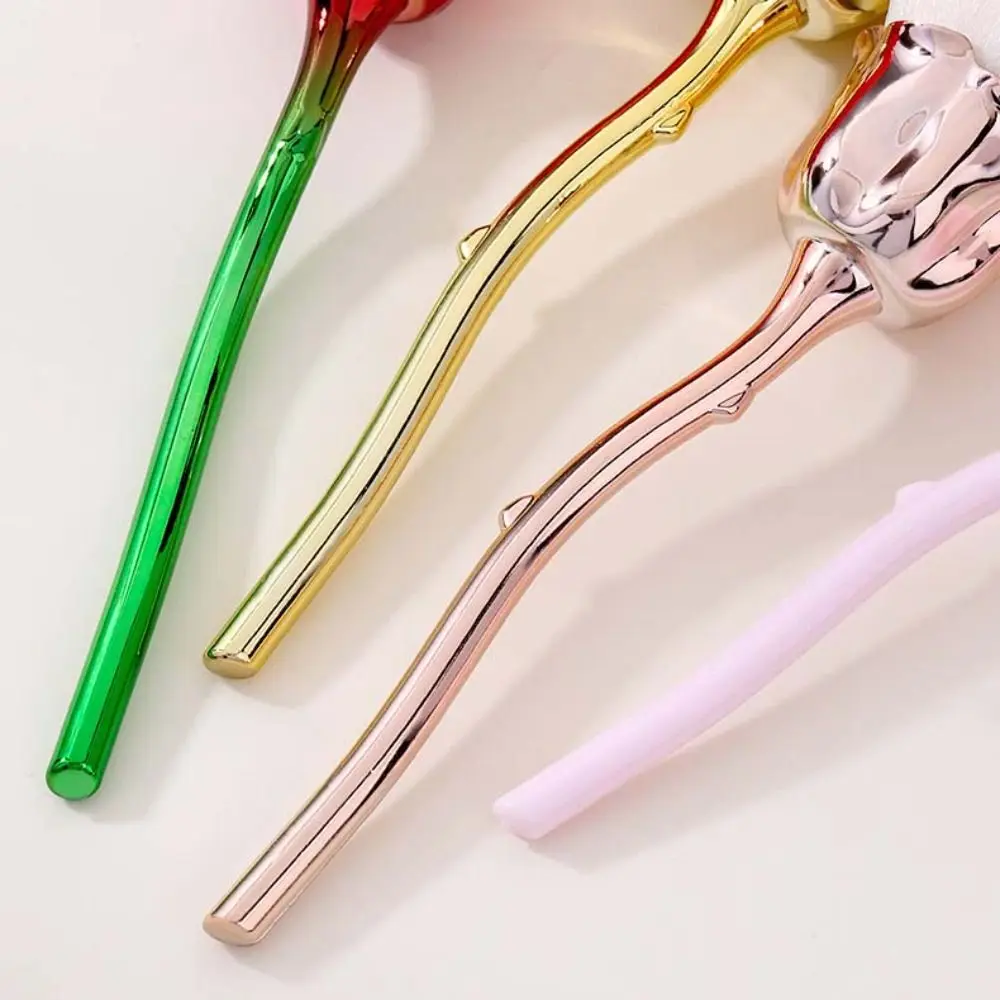 Pennello per la pulizia della polvere per nail art con fiore di rosa Pennello per trucco creativo in fibra morbida Strumento cosmetico Pennello per fondotinta in lana di nylon da donna