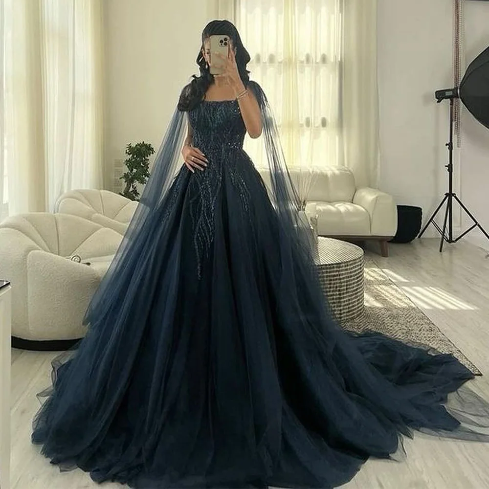 Shinny Navy ชุดราตรีที่กําหนดเองสแควร์คอประดับด้วยลูกปัด Sequined Sweep Train Glitter Tulle ชุดราตรีอย่างเป็นทางการ